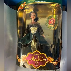 1999 Walt Disney Aladdin Holiday Princess Jasmine Doll Vintage